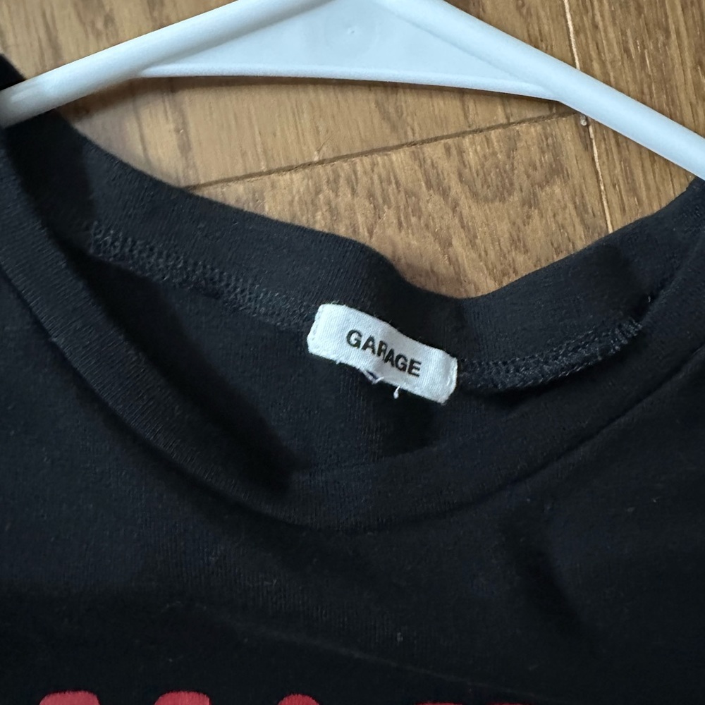 garage cropped top